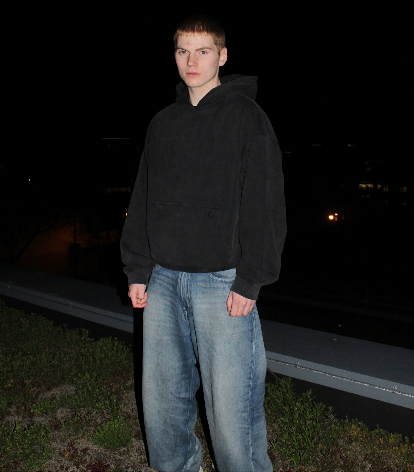 basics hoodie - black